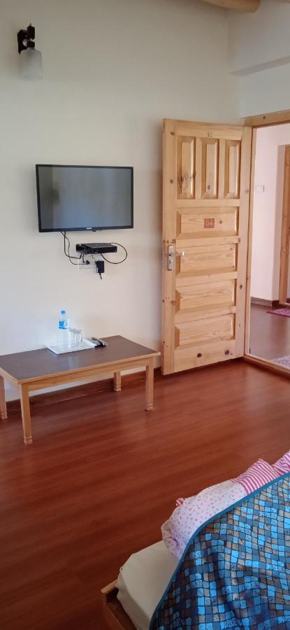 Lhardak Home Stay Leh Esterno foto