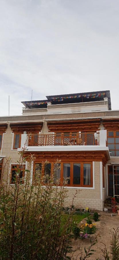 Lhardak Home Stay Leh Esterno foto
