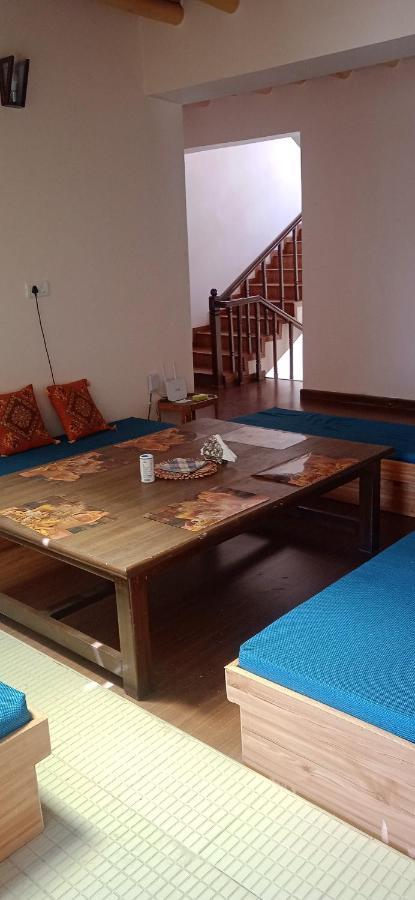 Lhardak Home Stay Leh Esterno foto
